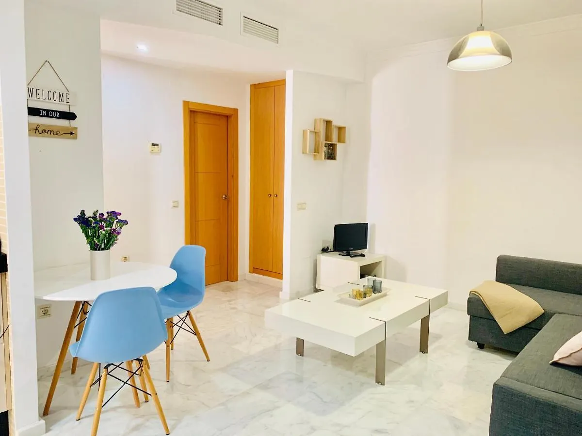 Homely Malaga Parras Con Terraza Interior Y Parking Privado Bajo Suplemento Spain