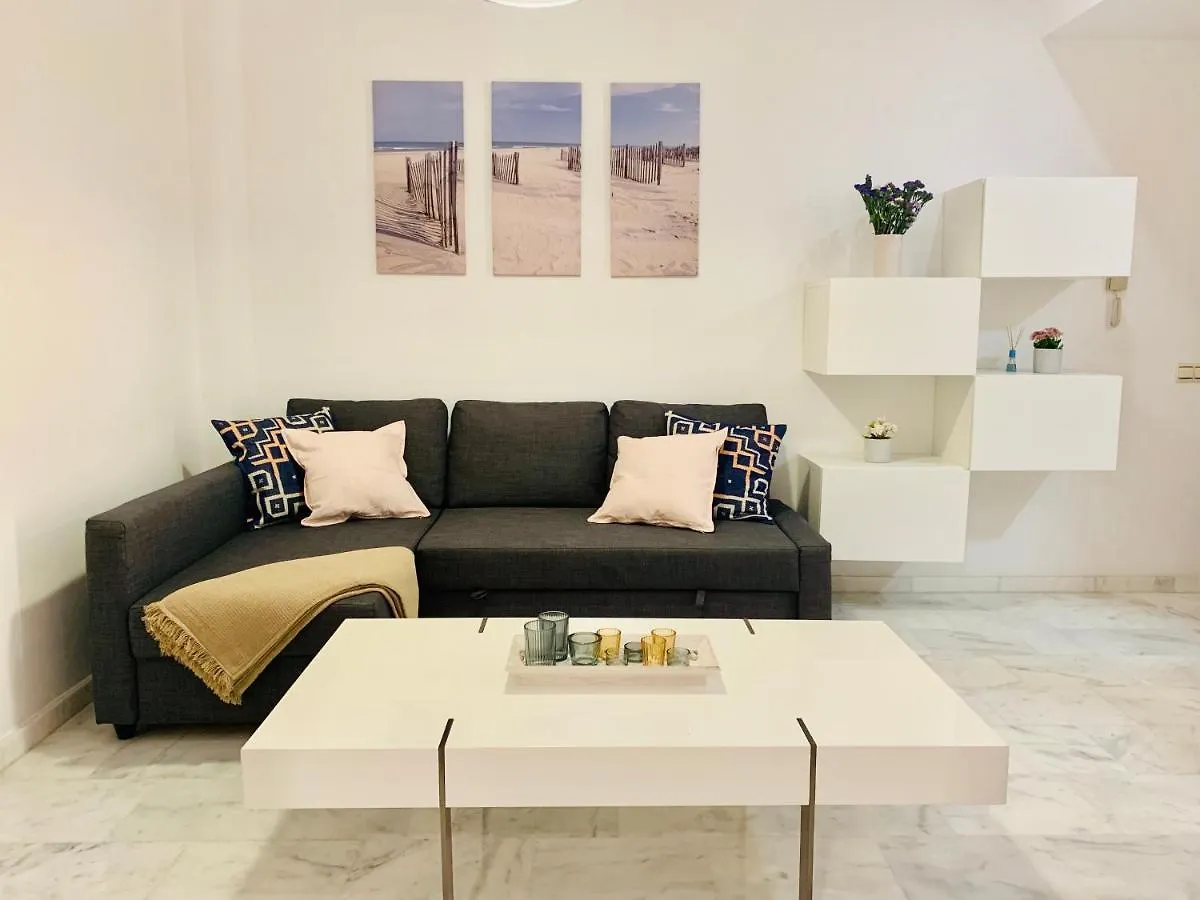 Homely Malaga Parras Con Terraza Interior Y Parking Privado Bajo Suplemento アパート